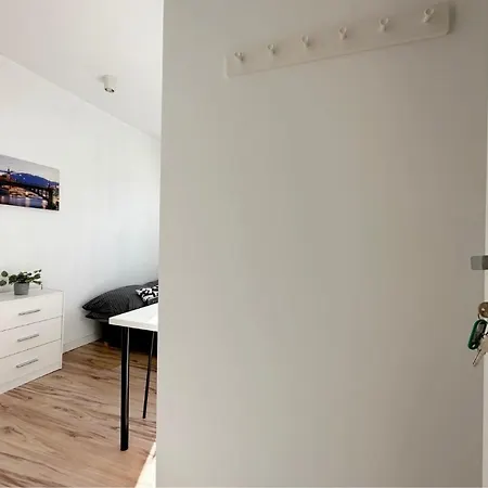Sobieski - Peaceful Retreat, 10 Minutes To Old Town & Seaside Gdańsk