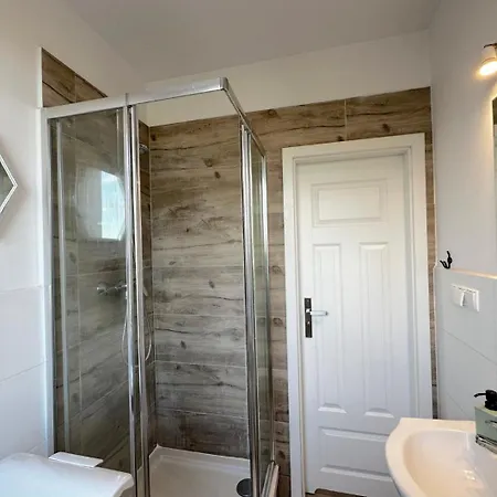 Sobieski - Peaceful Retreat, 10 Minutes To Old Town & Seaside