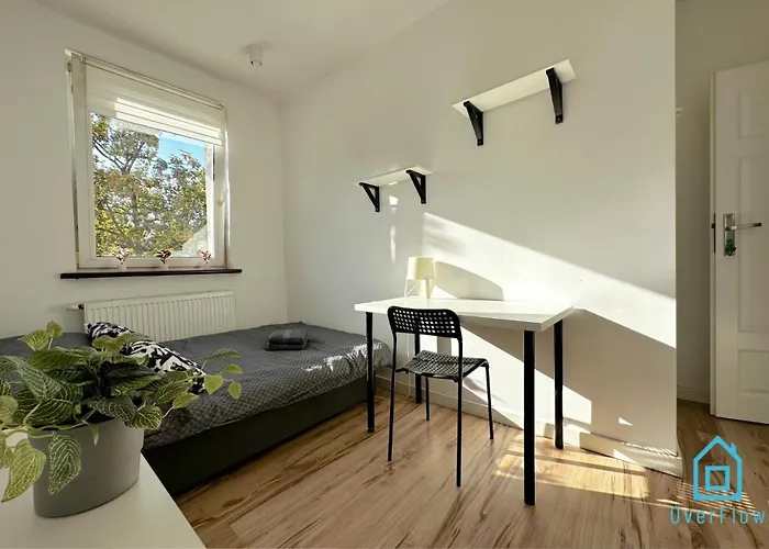 בית אירוח Sobieski - Peaceful Retreat, 10 Minutes To Old Town & Seaside גדנסק