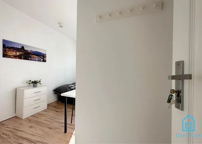 Sobieski - Peaceful Retreat, 10 Minutes To Old Town & Seaside גדנסק